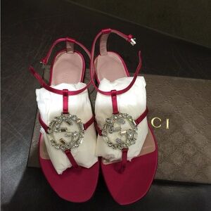 Gucci Buckle Sandals Flat Sandals